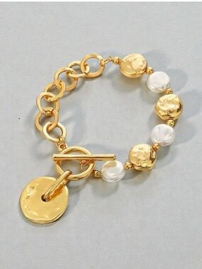 NEW Chunky Link Bracelet 18K Plated Pearls Toggle Clasp Round Charm Glam